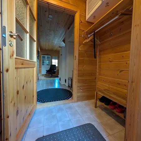 Nunnula * Äkäslompolo